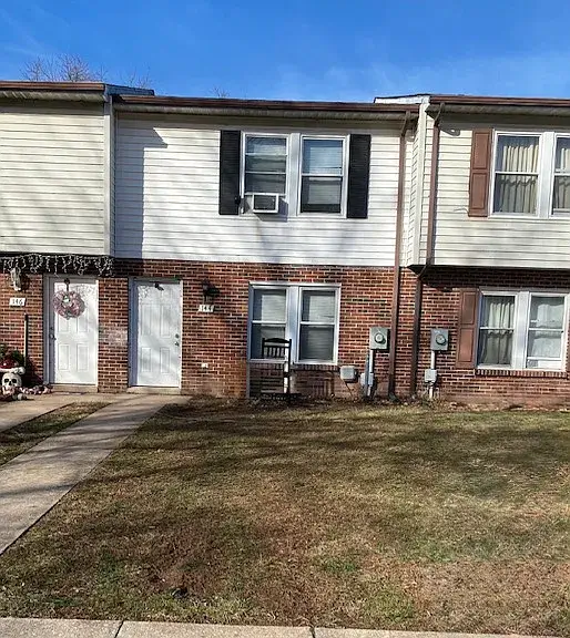 Front exterior of Carnival Drive rental home in Taneytown Maryland for rent